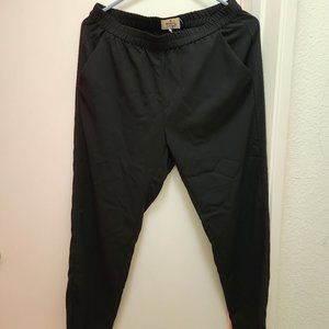 Marine Layer Re-Spun Allison Pant in Black (Petite)